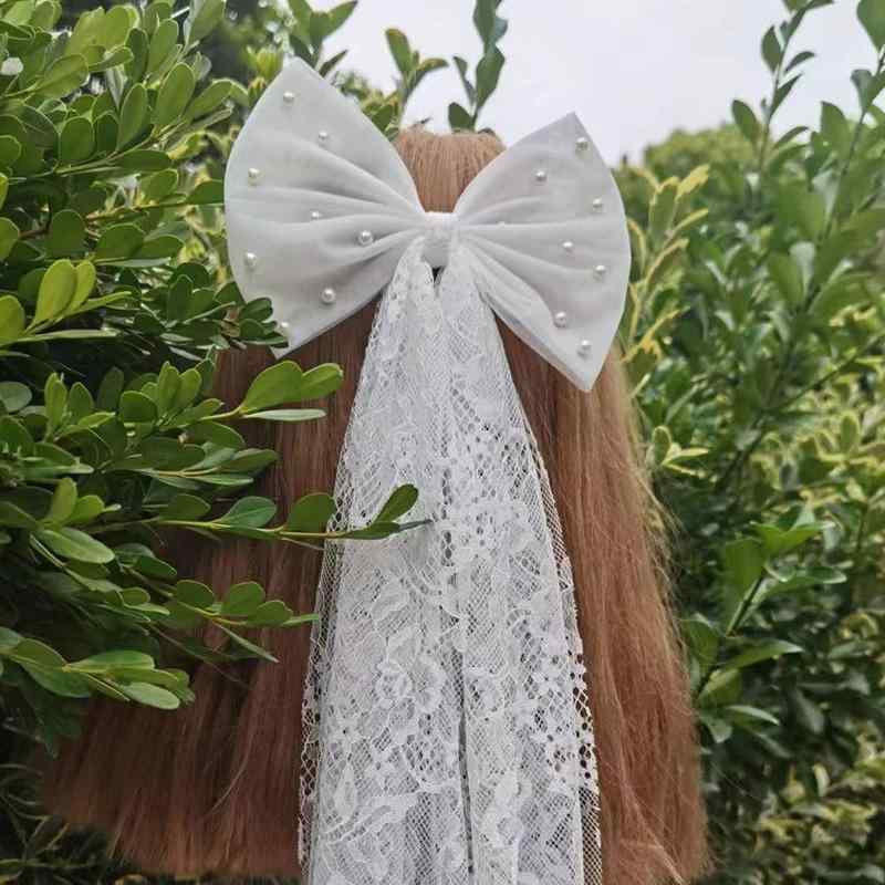 ウェディングベール 花嫁 女性用 ショート丈 40cm丈 リボン レース チュール ビーズ装飾 エレガント 上品 ホワイト 結婚式 披露宴 二次会 パーティー 華やか 春夏