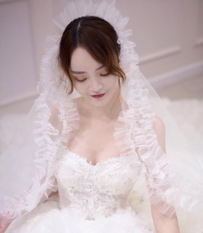 ベール 花嫁 ブライダル ショート丈 個性的 フリル ナチュラル ロマンチック インフルエンサー 撮影用 ..