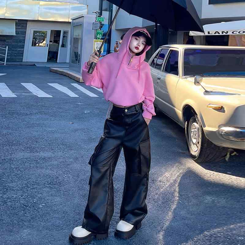セットアップ 女の子 キッズ 秋冬 韓国 ショート丈 フード付きパーカー ピンク ブラック フェイクレザーパンツ カジュアル ストリート ワークスタイル 上下ツーピース 綿混