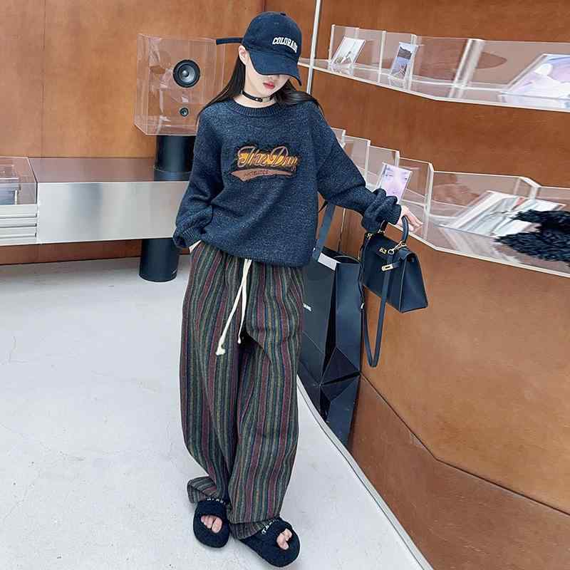 キッズ 女の子 秋冬 厚手 アルファベット柄 ニットセーター ジュニア コットンブレンド クルーネック ..