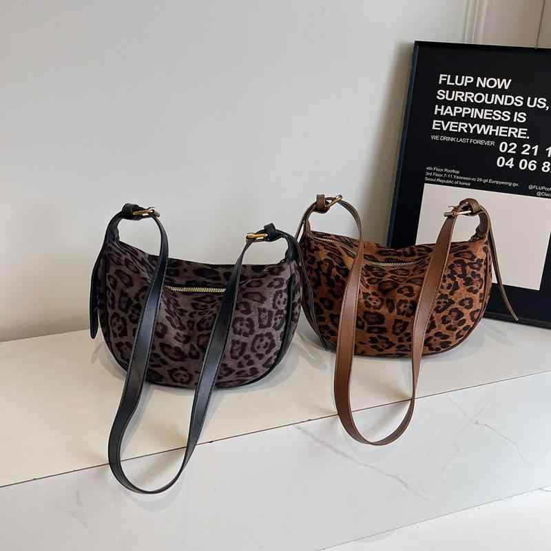 バッグ レディース レトロ ヒョウ柄 ショルダーバッグ 斜めがけバッグ 餃子型 PUレザー ミドルサイズ カジュアル デイリーユース おしゃれ ファスナーポケット 上品 高級感