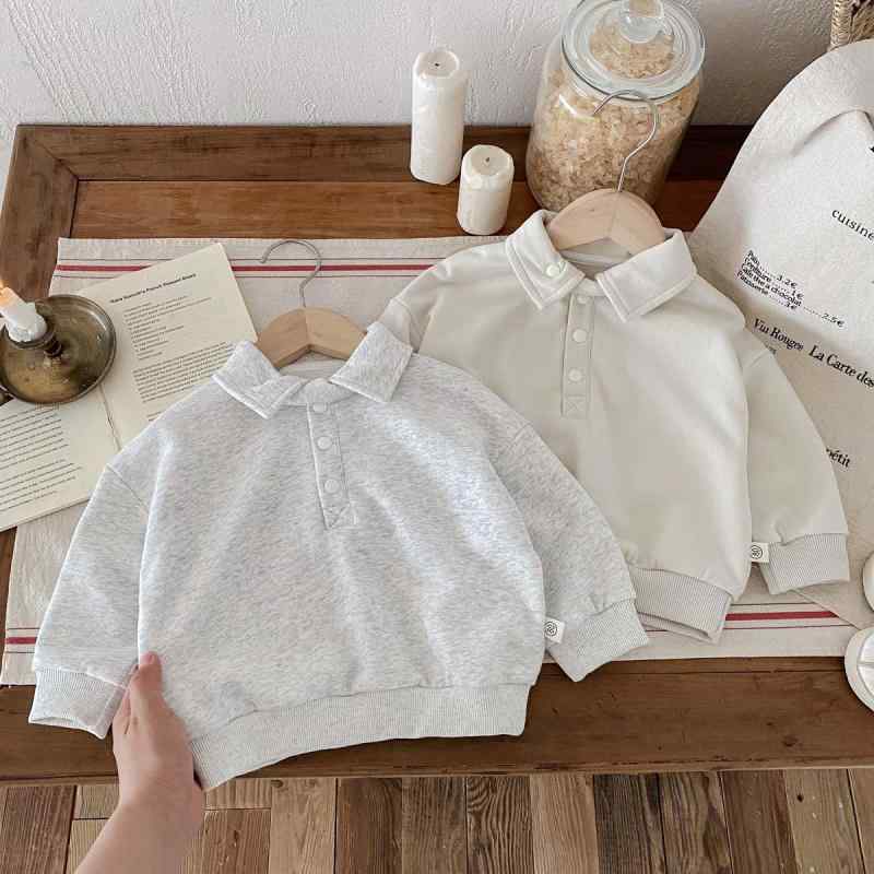 スウェット キッズ 男の子 男児 子供服 無地 シンプル ポロ襟 長袖 トレーナー カジュアル トップス 普段使い デイリーユース 着回し抜群 綿混 秋冬 グレー オフホワイト 韓国