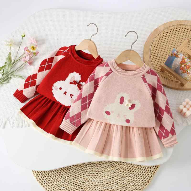 女の子 ニット セットアップ ガールズ 秋冬 韓国 かわいい うさぎ キャラクター ひし形格子柄 ツーピース アクリル素材 柔らかい肌触り ピンク レッド