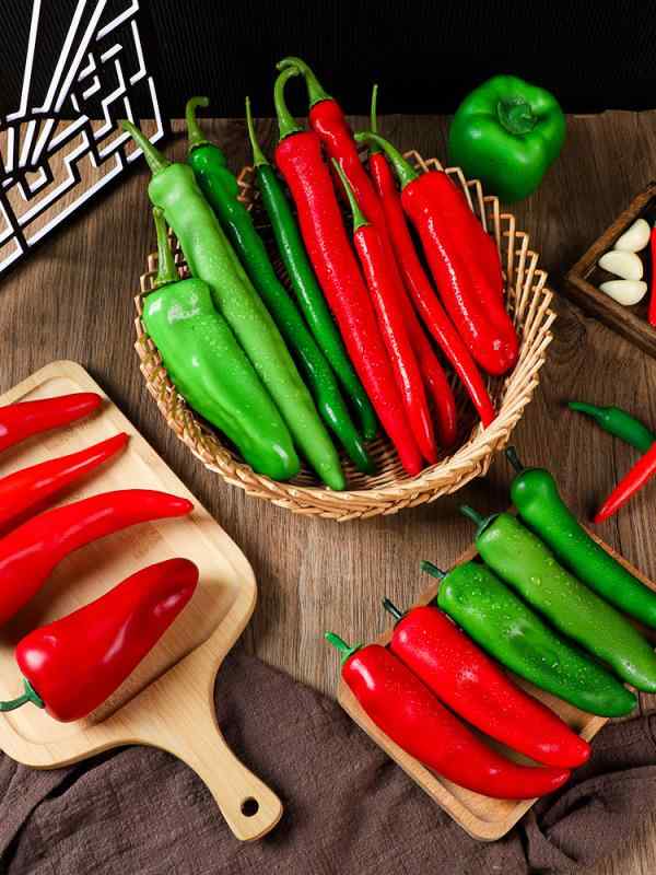 食品サンプル 唐辛子 ピーマン パプリカ フェイク野菜 模型 リアル 撮影用小物 ディスプレイ装飾 飲食..