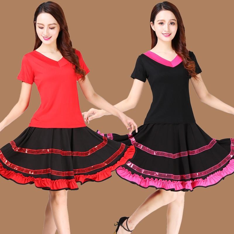 スポーツウェア レディース ダンス 練習着 フィットネス 発表会 団体 舞台衣装 Vネック 半袖トップス スカート ツーピース セットアップ モダール