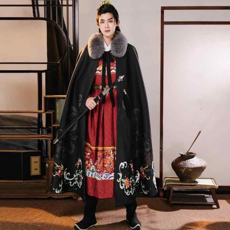 漢服 ケープ ポンチョ 男女兼用 ユニセックス 裏起毛 厚手 暖かい あったか 保温性 ロング丈 取り外し可能 ファー襟 中国風 チャイナ風 民族風 古風 レトロ 麒麟柄 秋冬 イベント 衣装 普段使い ポリエステル