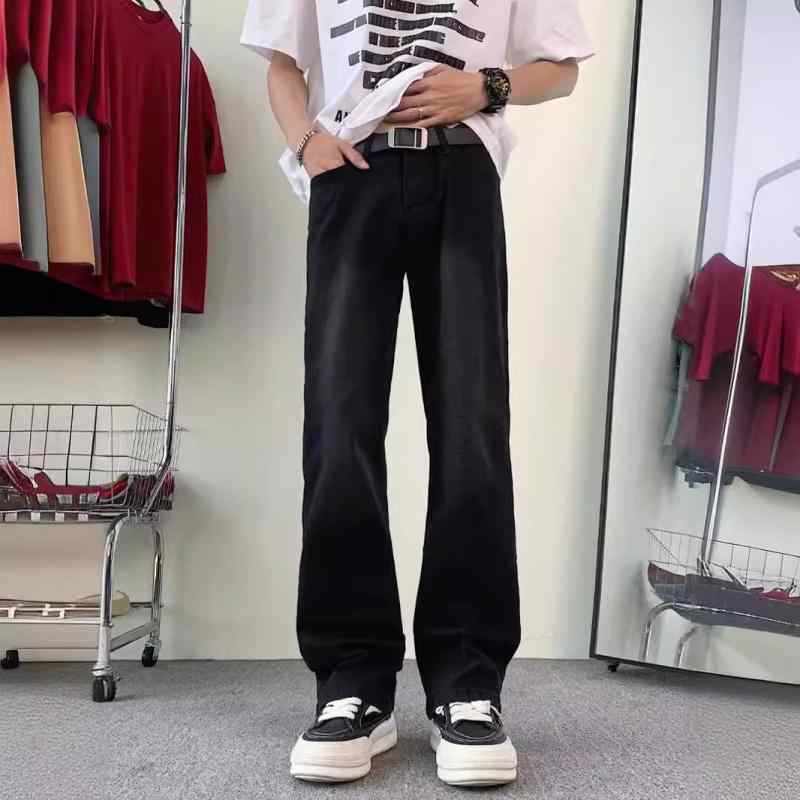 ・カテゴリ: デニムパンツ・スタイル: アメリカン・パンツスタイル: ストレート・丈: ロング・ウエスト: ミドルライズ・開閉: ジッパーフライ・厚さ: 普通・季節: 夏・対象: ティーン、大人・性別: メンズ・素材: デニム・主な素材: ポリエステル30%・シーン: デイリー・伸縮性: ややあり・裾: ストレート・加工: ノーアイロン・ウォッシュ加工: 水洗い・カラー: ブラック・サイズ展開: S, M, L, XL, 2XL, 3XL