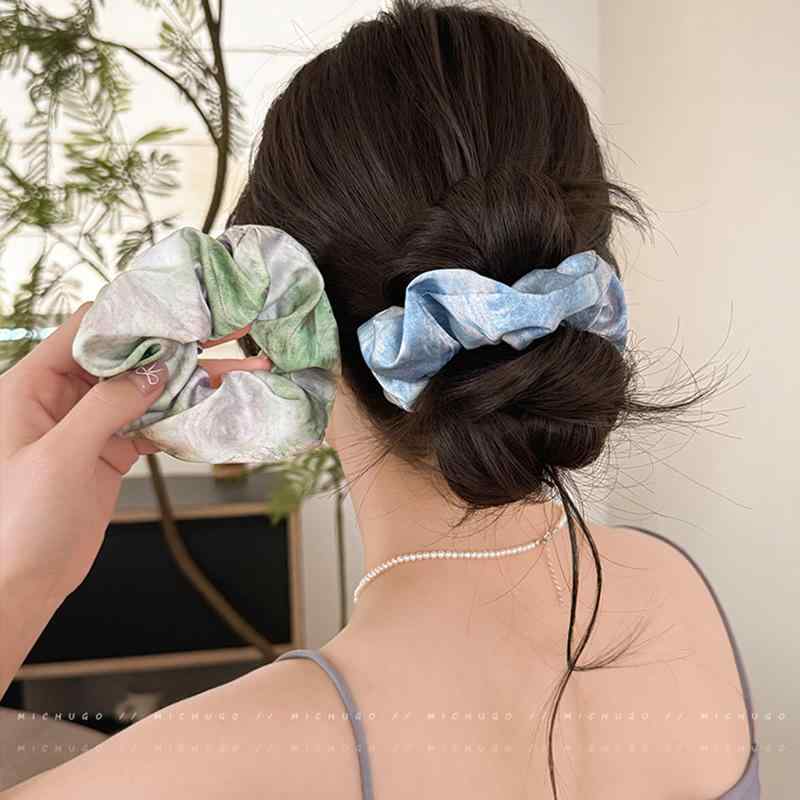 シュシュ レディース フレンチ レトロ ヴィンテージ風 水墨画風 水彩 ぼかし グラデーション お団子ヘ..