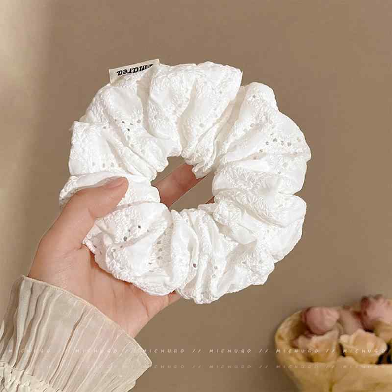 シュシュ レディース 透かし彫り フラワー 花柄 ホワイト 白 高弾力 伸縮性 丈夫 耐久性 エレガント 上..