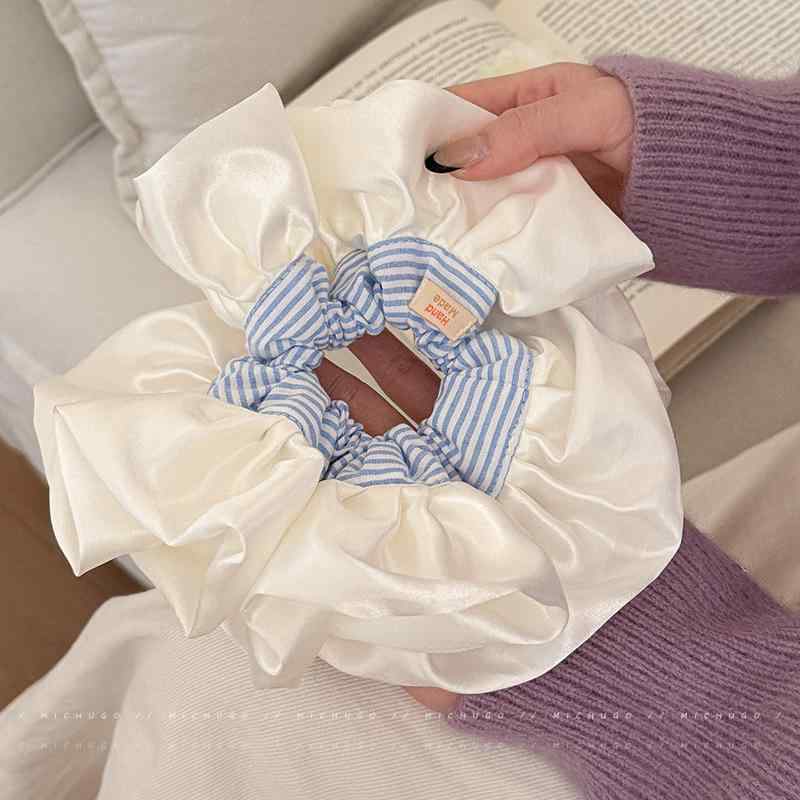 シュシュ レディース バレエ風 サテン フリル ギャザー ブルー ストライプ ヘアゴム おだんごヘア まと..