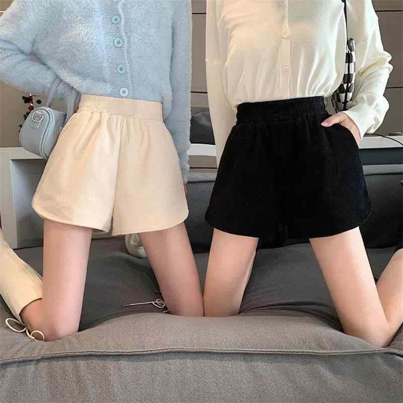 Corduroy - ショートパンツ レディース 秋冬 コーデュロイ ハイウエスト ワイド丈 大きいサイズ 体型カバー 小柄 低身長 カジュアル 着回し デイリー ストレッチ ブラック ベージュ かわいい ふんわり