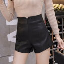 ショートパンツ レディース 秋冬 PUレザー ブラック ハイウエスト 着痩せ 細見え 美脚効果 脚長効果 アシンメトリー ホットパンツ 大人カジュアル 普段使い