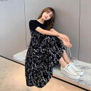 ワンピース レディース 春夏 フェイクツーピース 韓国ファッション おしゃれ ゆったり 着痩せ効果 切り替え 半袖 小花柄 Aライン ミディ丈 ラウンドネック パフスリーブ ポリエステル ブラック カジュアル リラックス 体型カバー