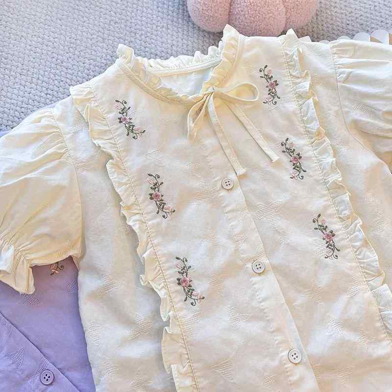 ブラウス ベビー 女の子 春夏 半袖 刺繍 小花柄 ピーターパンカラー 襟付き 柔らかい 肌触り良い 通気性 カジュアル おしゃれ かわいい 普段使い お出かけ着