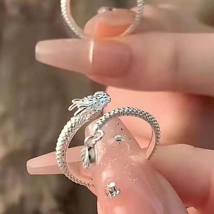 指輪 ペア カップル リング 辰年 干支 龍 ドラゴン モチーフ 躍動的 個性的 ユニーク 電気メッキ加工 ..