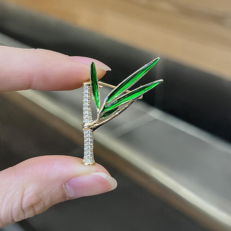 ブローチ レディース 中国風 竹 葉 モチーフ 高級感 繊細 エレガント 個性的 合金製 ラインストーン ピ..