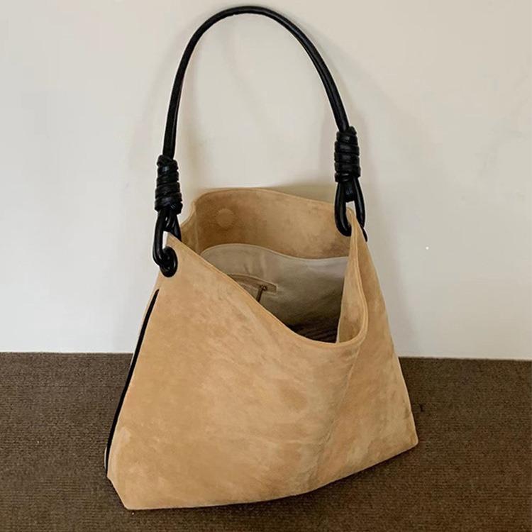 バッグ レディース 韓国 おしゃれ かわいい レトロ ヴィンテージ風 ファー ふわふわ 素材 バケットバッグ バケツ型 肩掛け 手提げ ハンドバッグ 大容量 やわらか デイリー 普段使い ポリエステル 秋冬 ライトブラウン(4)