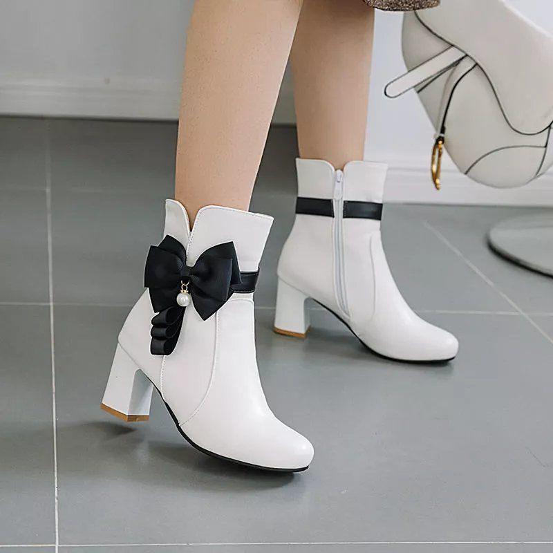 ショートブーツ レディース 秋冬 ブーツ ワークブーツ サイドジップ チャンキーヒール 太ヒール かわいい フェミニン カジュアル 普段使い おしゃれ 黒 白 ピンク 薄手