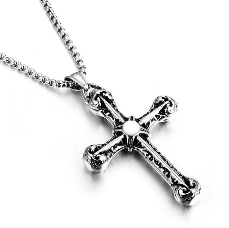 ネックレス メンズ 男性用 十字架 クロス モチーフ チタン鋼 ステンレス ペンダント ヒップホップ ストリート カジュアル 個性的 クール レトロ アンティーク風 普段使い 欧米風