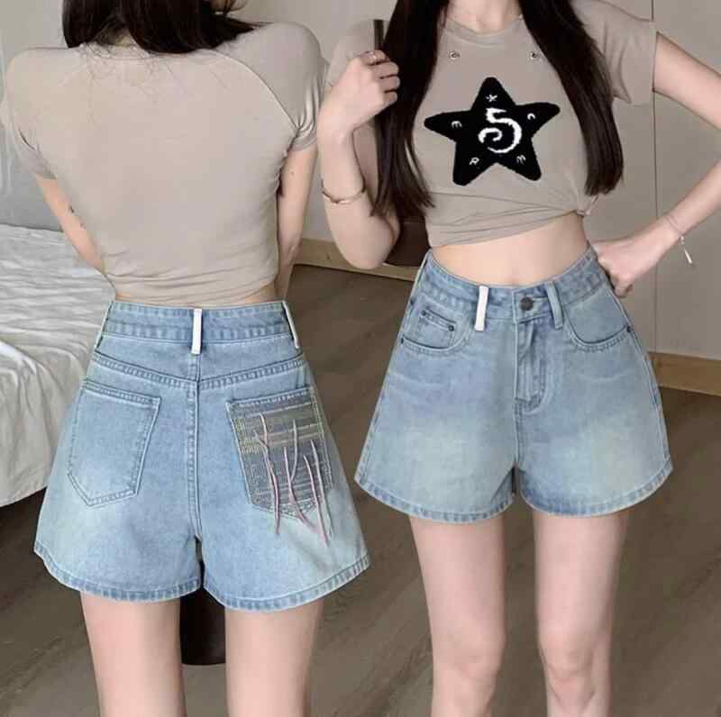 ショートパンツ レディース デニム ホットパンツ ワイド ルーズ ゆったり 大きいサイズ 小柄 スタイルアップ 脚長効果 ミドルウエスト 薄手 微ストレッチ 伸縮性 ウォッシュ加工 カジュアル 普段使い 春夏