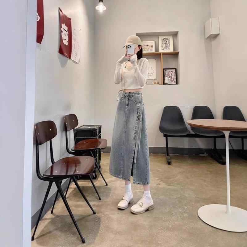 スカート レディース デニム スリット ハイウエスト Aライン タイト ミモレ丈 厚手 着痩せ 細見え 綿 コットン 微ストレッチ 伸縮性 フリンジ 切り替え レトロブルー ヴィンテージ風ブルー 春夏 カジュアル 普段使い フェミニン きれいめ かわいい