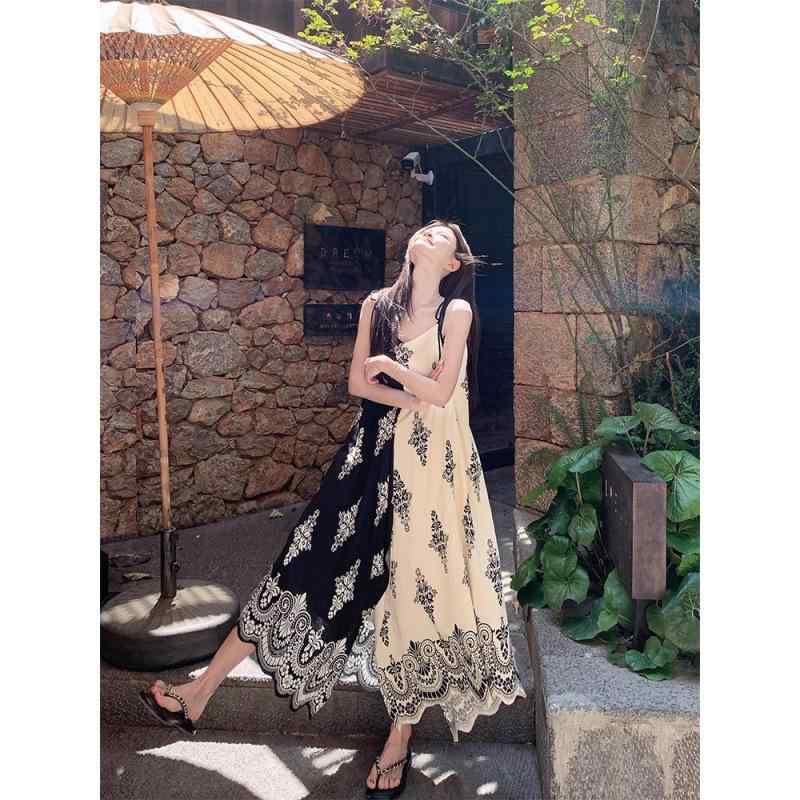 ワンピース レディース フレンチレトロ 大人上品 華やか 小花柄 花柄 プリント キャミソールドレス ロング丈 マキシ丈 フレア ポリエステル 切り替え 夏