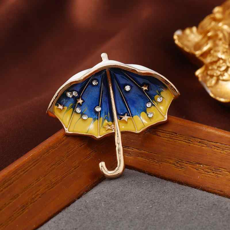 ブローチ 男女兼用 個性派 レトロな家庭用品モチーフ 3点セット ヴィンテージ風 カメラ ミシン 傘 ピン..