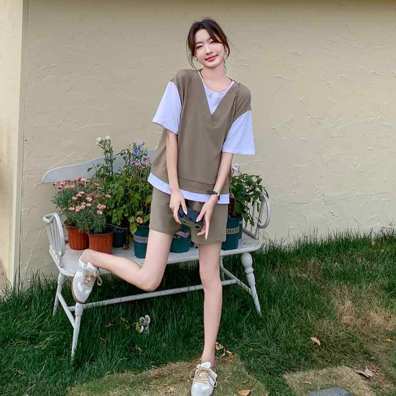 セットアップ レディース おしゃれ 上品 フェイクツーピース Tシャツ 半袖 ショートパンツ ショート丈 ..