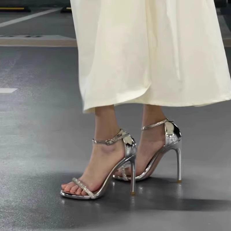 サンダル レディース ラインストーン ワンストラップ 細ヒール オープントゥ バックル シルバー エレガント セクシー 合成皮革 春夏