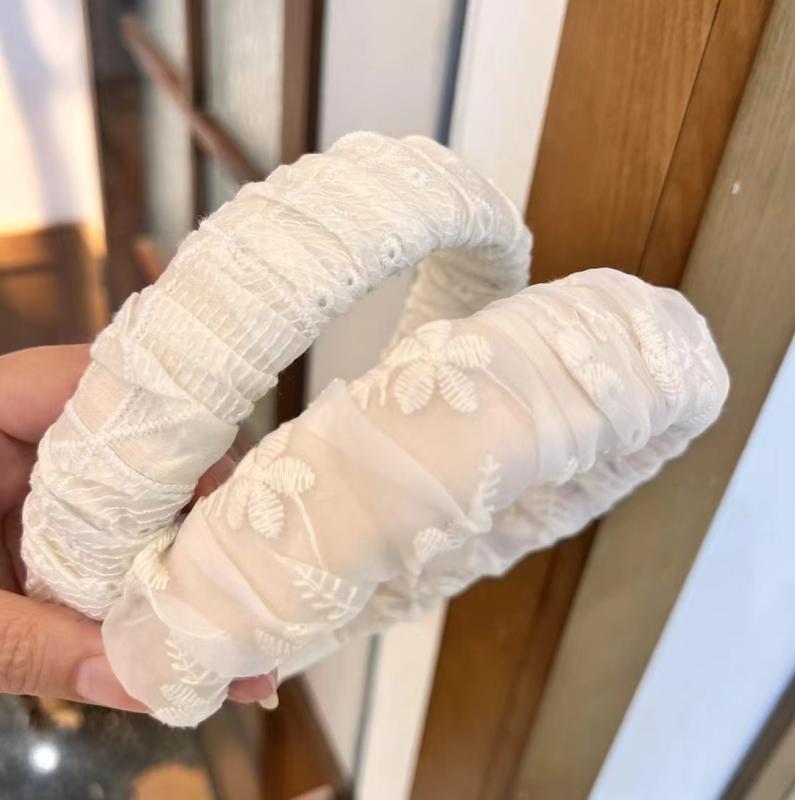 カチューシャ レディース フレンチスタイル レース 刺繍 プリーツ インフルエンサー 小顔見え 高見え ..