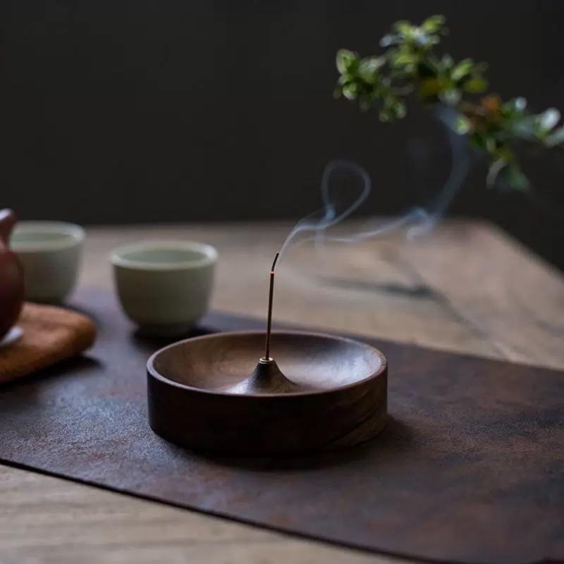 線香立て ブラックウォールナット 無垢材 木製 真鍮製 家庭用 お香スタンド 茶道 禅 瞑想 リラックス ..