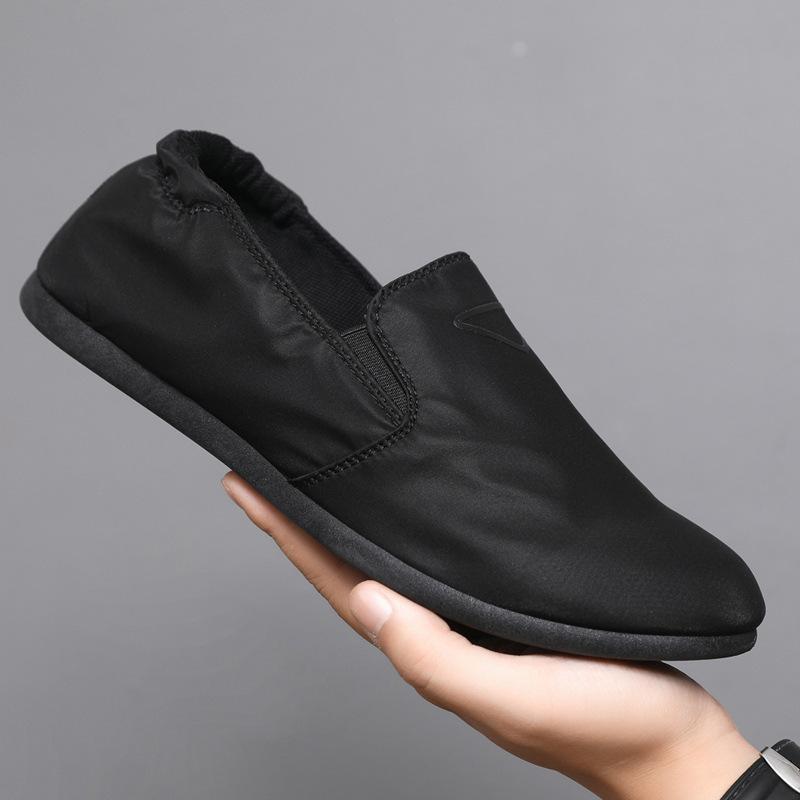 シューズ 男性用 カジュアルシューズ ローファー ドライビングシューズ モカシン メッシュ素材 通気性 軽量 吸湿速乾 消臭 滑り止め 無地 フラットソール ラウンドトゥ 普段使い 春夏 快適