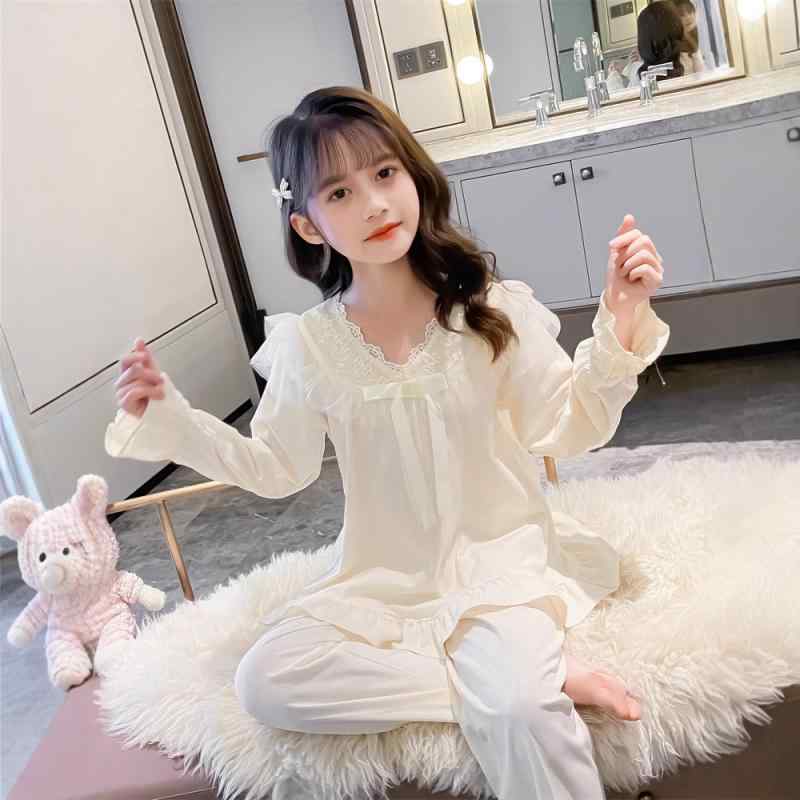 パジャマ 女の子 ジュニア キッズ ルームウェア 長袖 上下セット 綿 薄手 保温 快適 韓国 プリンセス ..