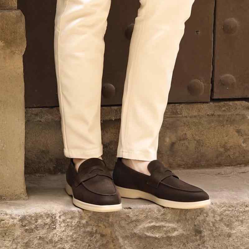 ローファー メンズ 男性用 スエード 本革 牛革 ゴム底 豚革裏地 ラウンドトゥ ローヒール 無地 カジュアル スリッポン ドライビングシューズ デッキシューズ 普段使い 上品 夏