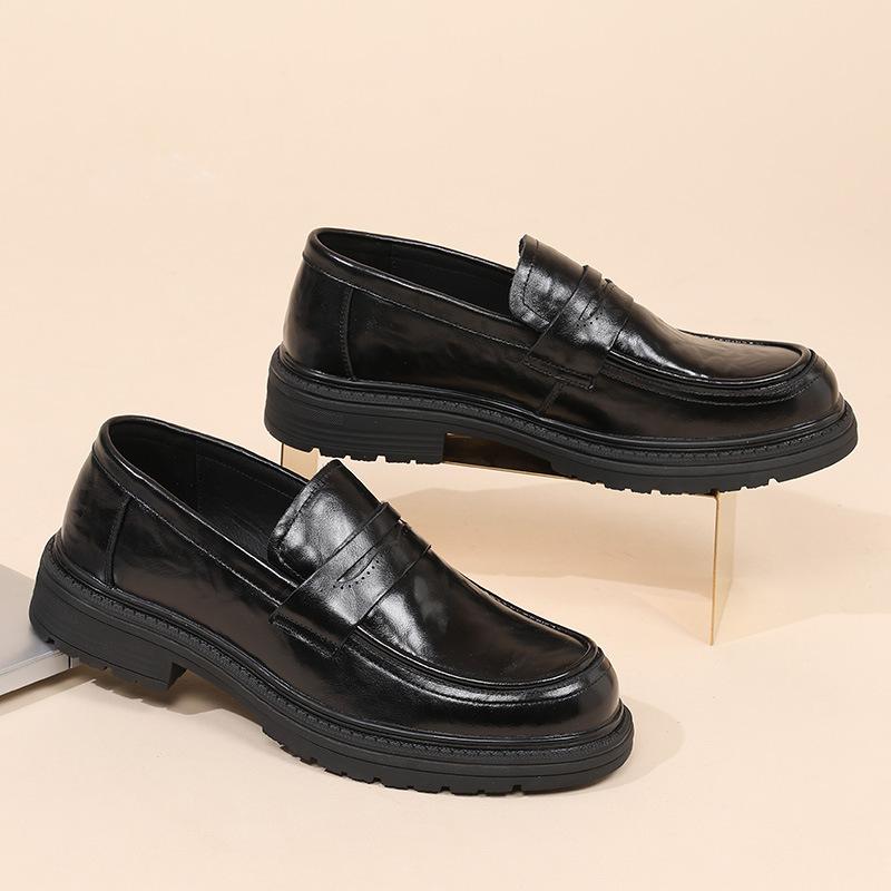 ローファー メンズ 本革 牛革 スリッポン ビジネス カジュアル フォーマル 通勤 オフィス 革靴 高級感 英国スタイル ラウンドトゥ ブラック ゴム底 豚革裏地 ステッチ