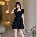 ワンピース レディース フレンチテイスト 春夏 高級感 エレガント 気品 ギャザー 体型カバー ウエストマーク 細見え スクエアネック Aライン ショート丈 半袖 ポリエステル 無地 グリーン ブラック