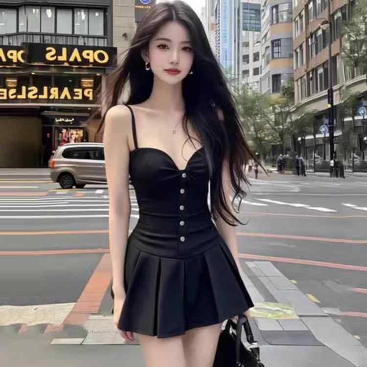 ワンピース レディース フレンチシック 上品 高級感 ブラック キャミソールワンピース Aライン ハイウエスト ウエストマーク スタイルアップ プリーツ ミニ丈 純欲 セクシー エレガント フェミニン 春夏 TR素材