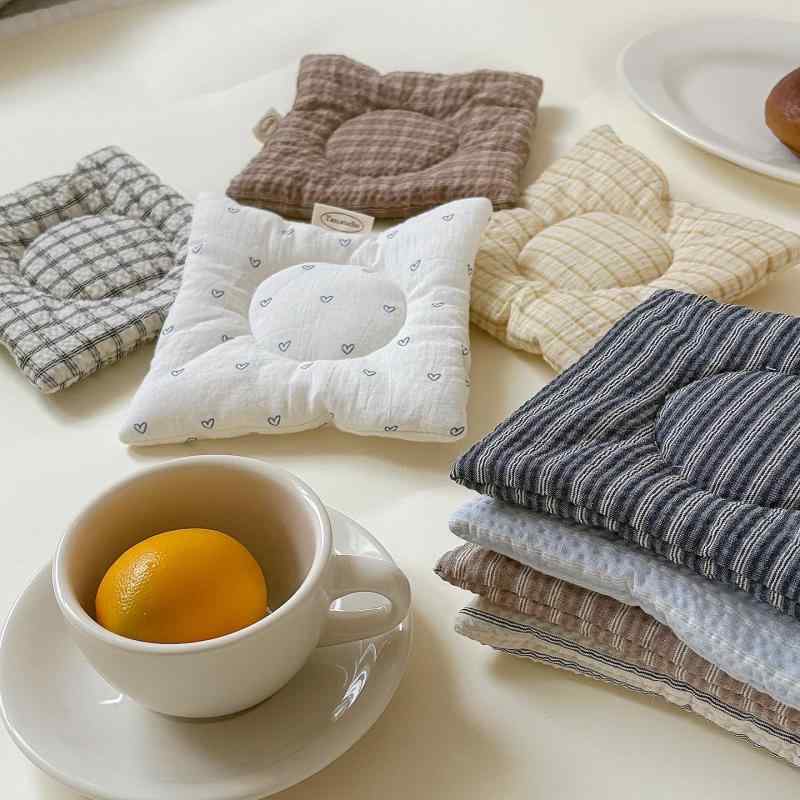 コースター 韓国 インスタ映え おしゃれ カフェ風 スクエア 四角 中綿入り キルティング モランディカ..