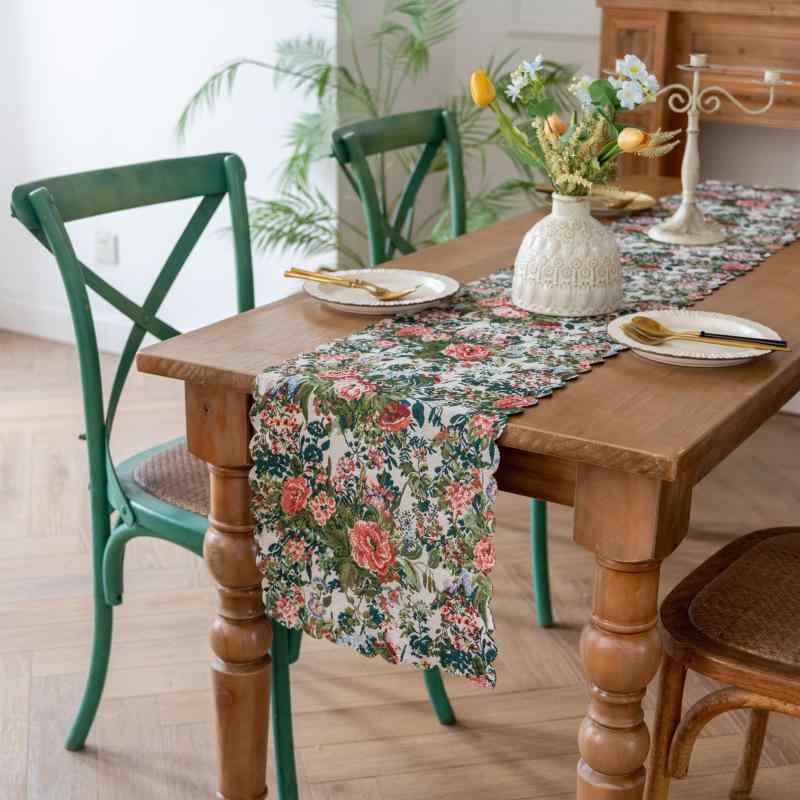 テーブルランナー 北欧 モダン エレガント 高級感 SNS風 リビング ダイニング 食卓 ロング ポリエステル 油絵風 花柄 ボタニカル柄 幾何学模様 ティーマット テーブルセンター ランチョンマット テーブルクロス