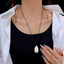 ネックレス レディース 和モダン シンプル ナチュラル レトロ ヴィンテージ風 マット ドロップ ロングペンダント 幾何学 手作り 高級感 樹脂 カジュアル アクセサリー(4)