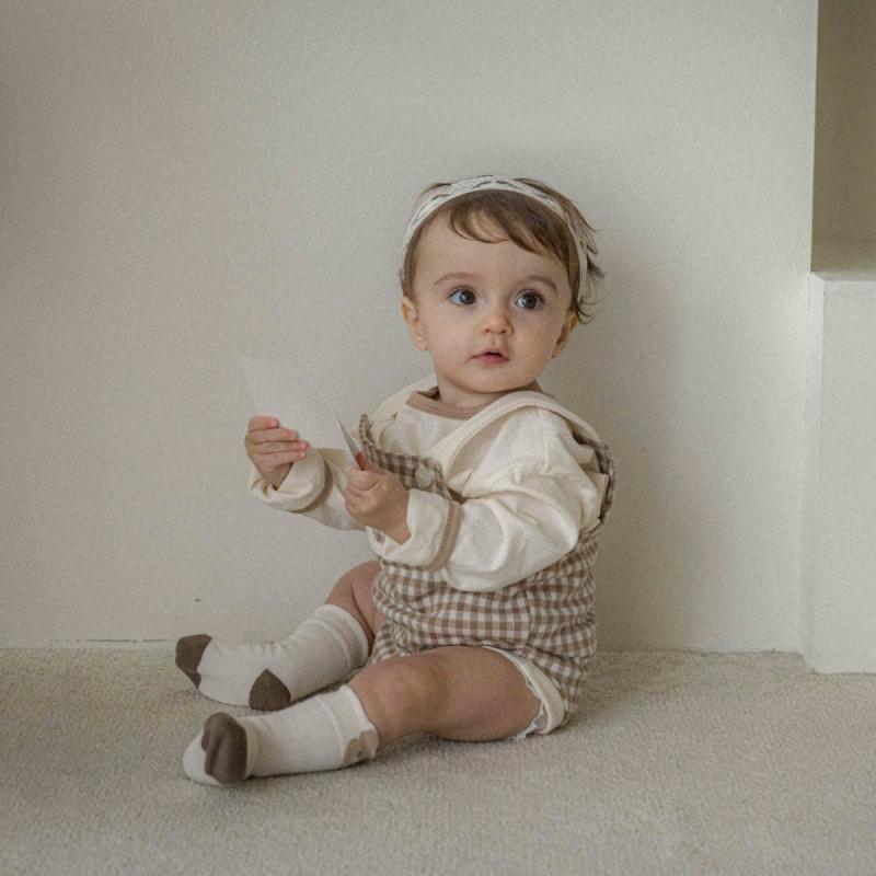 ロンパース ベビー 男女兼用 春秋 市松模様 ポケット付き 長袖 サロペット カバーオール ポリエステル 韓国 スナップボタン 1歳 2歳 3歳 幼児 普段着 お出かけ ライトブラウン