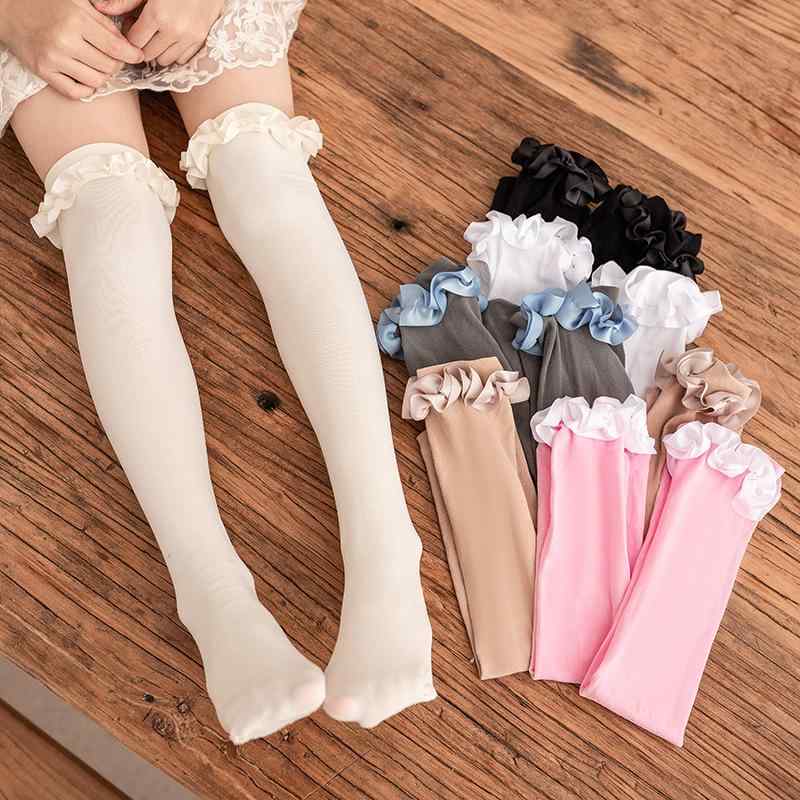 靴下 キッズ 女の子 女児 春秋 ニーハイソックス オーバーニーソックス ルーズソックス クシュクシュソックス お姫様風 かわいい ベルベット ベロア フリル レース ホワイト レッド 通気性 吸湿速乾 普段使い お出かけ 発表会