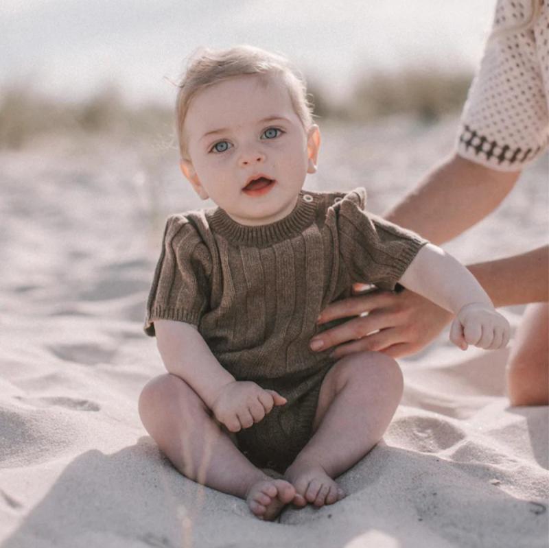 ロンパース ベビー 赤ちゃん 乳幼児 男の子 女の子 男女兼用 半袖 ワイドリブ ニット セーター コット..