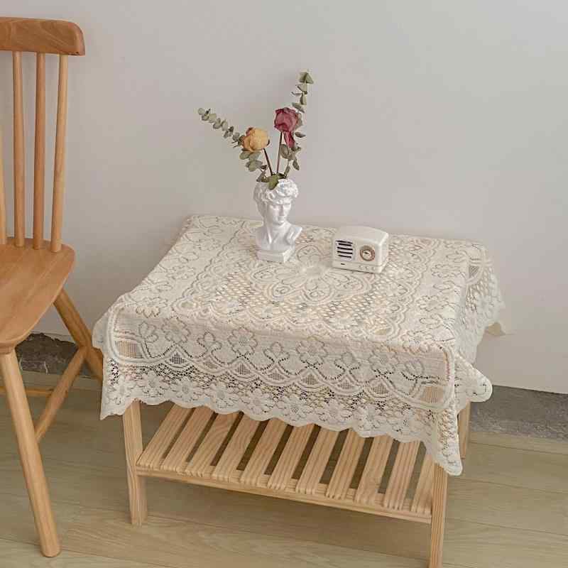 テーブルクロス レース 透かし彫り ホワイト アイボリー 正方形 スクエア レトロ アンティーク風 侘び寂び風 おしゃれ エレガント コーヒーテーブル ローテーブル ナイトテーブル ベッドサイド ソファ 冷蔵庫 マルチカバー インテリア 耐久性