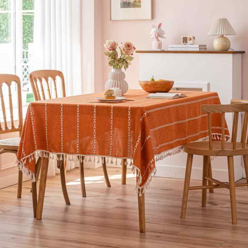 テーブルクロス 長方形 ストライプ柄 立体刺繍 花模様 シンプル ナチュラル 和モダン 綿麻 コットンリネン素材 食卓カバー ダイニング リビング 防塵 滑り止め インテリアファブリック