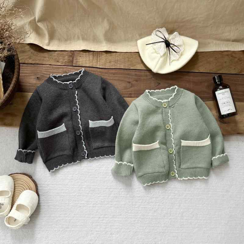 カーディガン ベビー 女の子 女児 ニット 羽織り 上着 春秋 長袖 前開き シングルボタン ラウンドネック 丸首 アクリル 柔らか素材 ソフトタッチ 韓国 通園 通学 普段使い お出かけ着