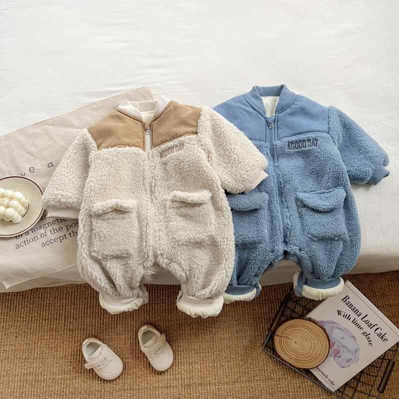 クラス・主な素材: ポリエステル・対象年齢: 1〜3歳 (80〜100cm)・性別: 男女兼用・袖丈: 長袖・厚さ: 厚手・留め具: ファスナー・スタイル: 韓国・カテゴリ: ロンパース・カラー展開: ベージュ、ブルー・サイズ展開: 66cm、73cm、80cm、90cm、100cm