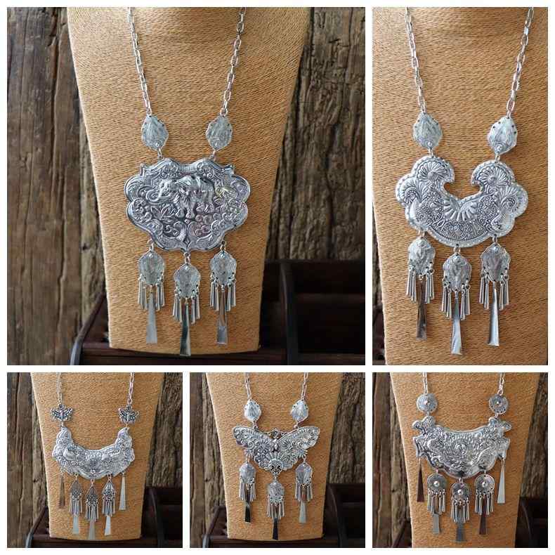 ネックレス 女性用 民族風 エスニック レトロ アンティーク 大ぶり ボリューム チョーカー 合金 シルバー風 手作り ダンス ステージ衣装 個性派 吉祥模様
