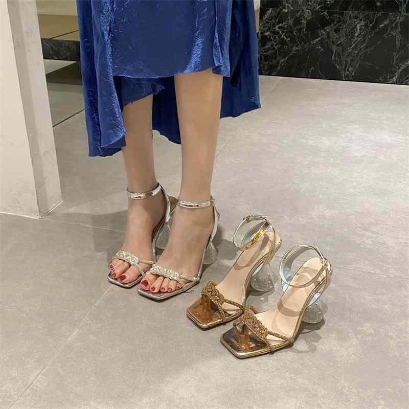 サンダル レディース 女性用 結婚式 パーティー 欧米風 編み込み ラインストーン クリスタル 一字ストラップ バックル クリア 変形 ハイヒール オープントゥ PUレザー シルバー シャンパンゴールド