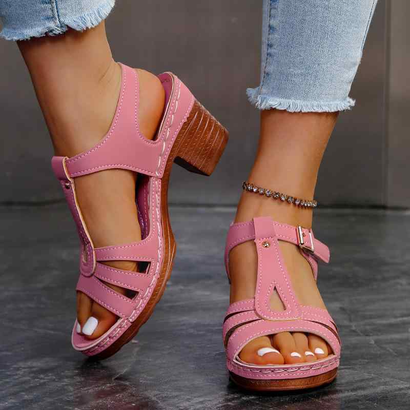 サンダル レディース 大きいサイズ 太ヒール チャンキーヒール オープントゥ ワンストラップ アンクルストラップ PUレザー 合成皮革 欧米風 きれいめ カジュアル 春夏 ブラック